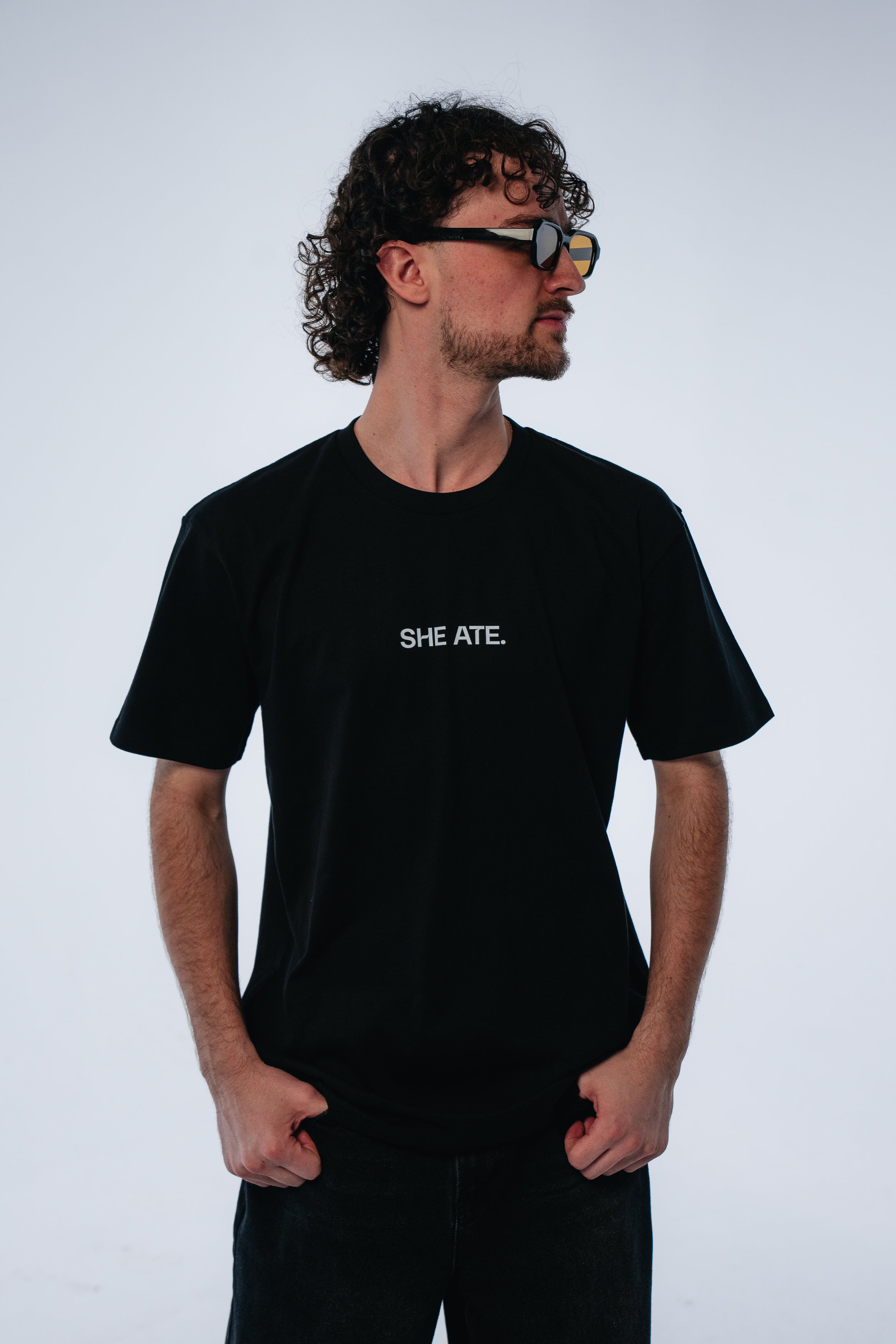 SHE ATE. - UNISEX HEAVY TEE